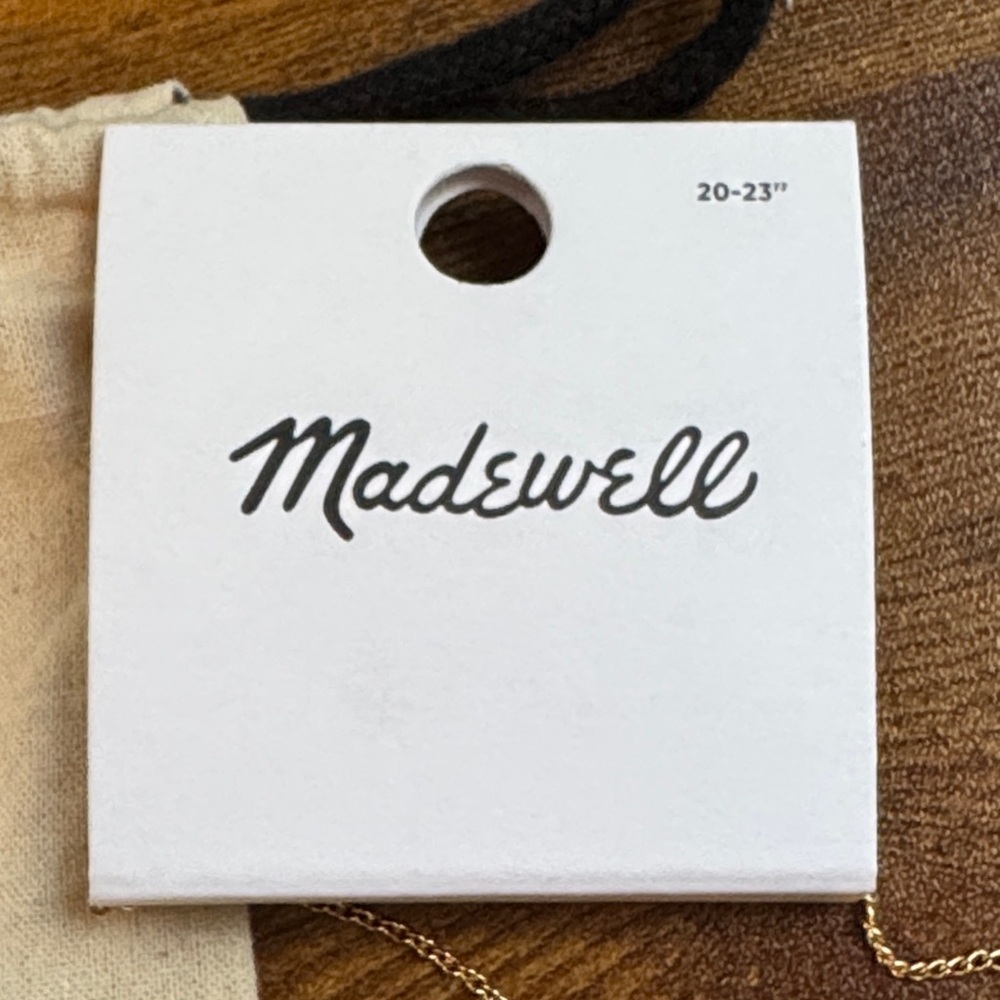 Madewell gold seashell Necklace - Picture 3 of 4